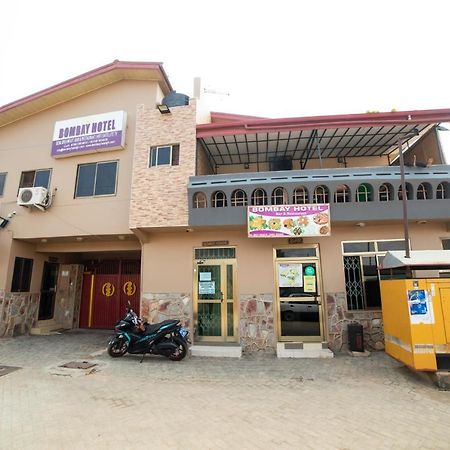 Bombay Hotel Accra Extérieur photo