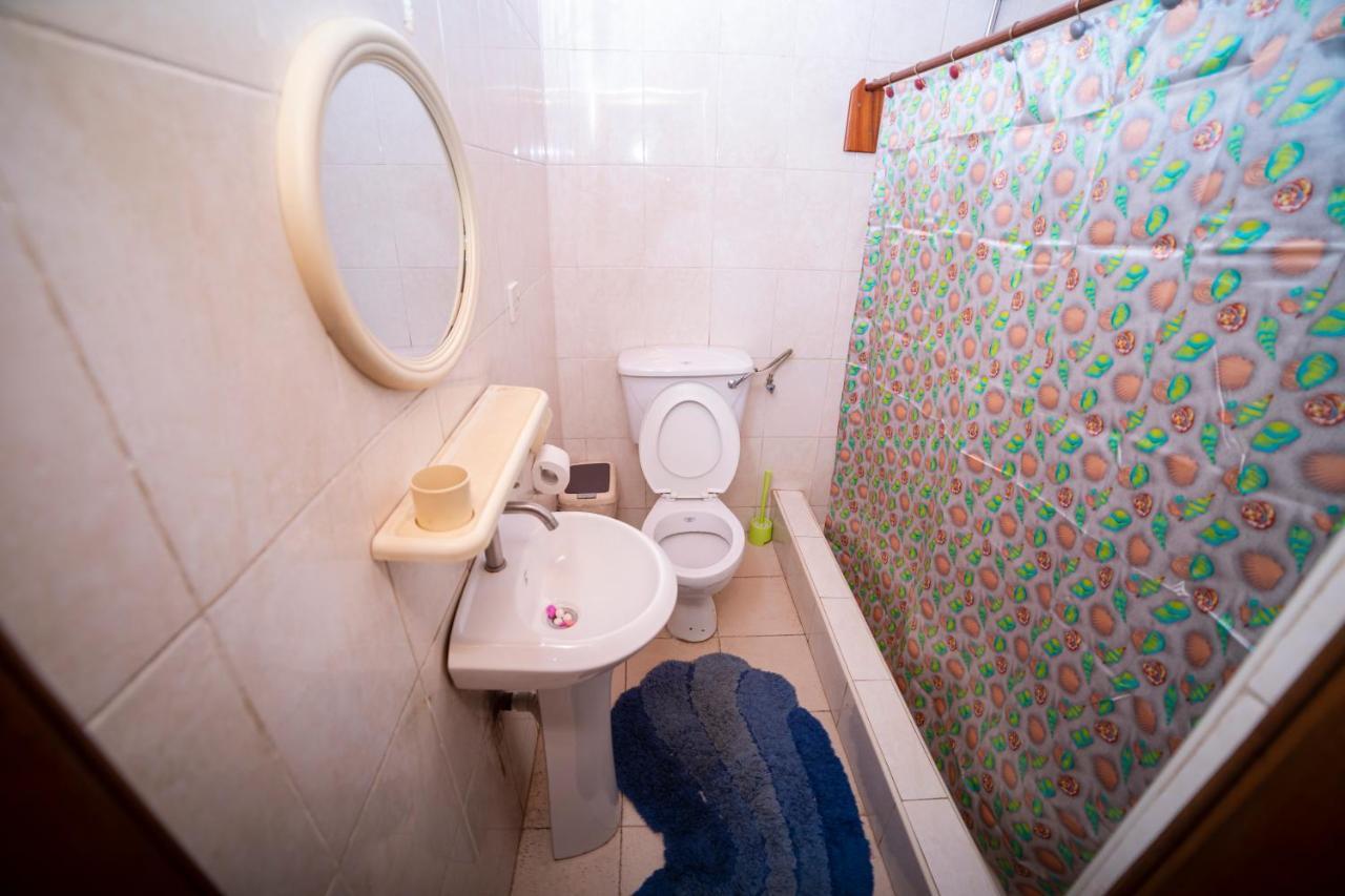 Bombay Hotel Accra Extérieur photo
